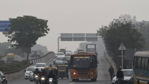 પહાડી વિસ્તારોમાં હિમવર્ષા