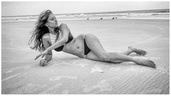 નિયા શર્માએ બીચ પર નાના કપડા પહેરીને કરી એવી હરકત, ચોંકી ગયા ફેન્સ