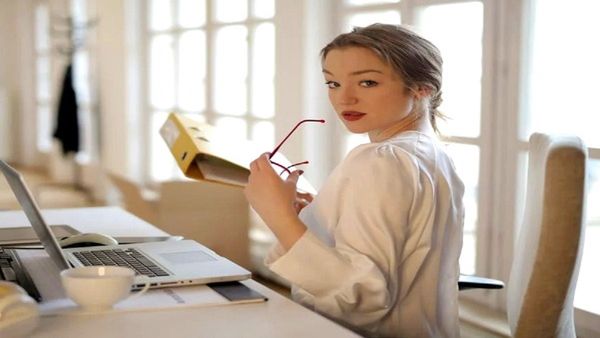 ફૂલો સાથે પ્રેમ પત્ર