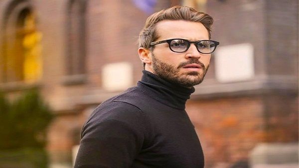 આછી દાઢીવાળા છોકરાઓ