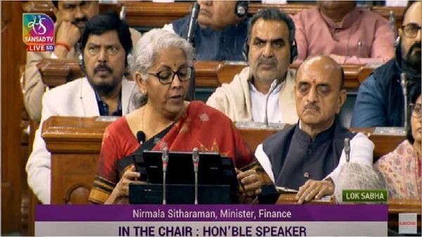 PM Vishwakarma Kaushal Samman: કારીગરો અને શિલ્પકારો માટે સહાયતા પેકેજની ઘોષણા, મળશે આ લાભ