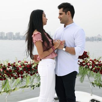 ઈશિતા વ્યવસાયે વકીલ છે