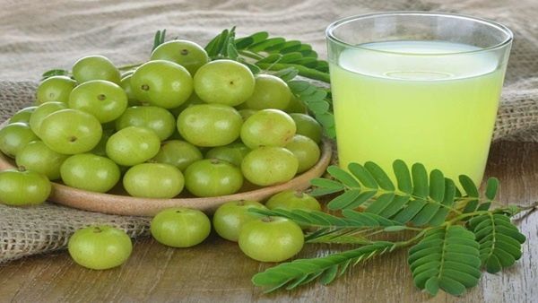 આમળાનો રસ પીવો