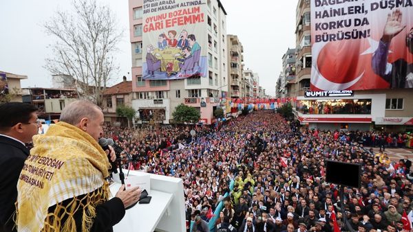 ભૂકંપથી ભૂકંપ સુધી ભૂકંપથી ભૂકંપ સુધી