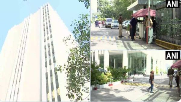 BBC documentary controversy બાદ બીબીસી દિલ્હી ઓફિસમાં ઈન્કમટેક્સ વિભાગની રેડ, કર્મચારીઓના ફોન જપ્ત કરાયા