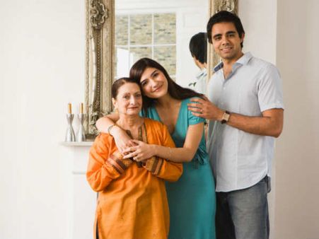 હંમેશા સ્ત્રીઓનું સન્માન કરો