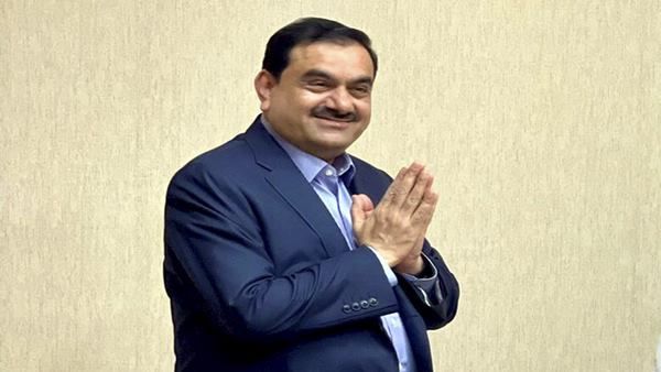 અદાણીએ બદલી રણનીતિ અદાણીએ બદલી રણનીતિ