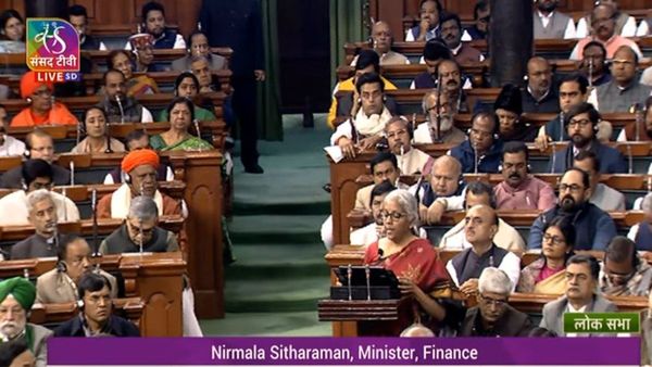 બન્ને ગૃહો સ્થગિત