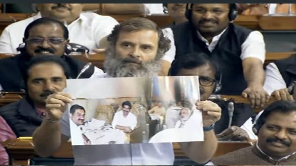 લોકસભામાંથી ટિપ્પણી હટાવાતા રાહુલ ગાંધીની પ્રતિક્રિયા, કહ્યું,-લોકશાહીનો અવાજ નહીં ભૂંસી શકો