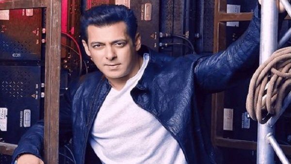 3000 કરોડની કુલ સંપત્તિ