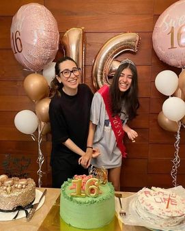 કરિશ્માએ લાડલીના ફોટો શેર કર્યા