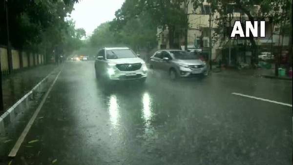 ભારે પવન સાથે કમોસમી વરસાદ થવાની સંભાવના 