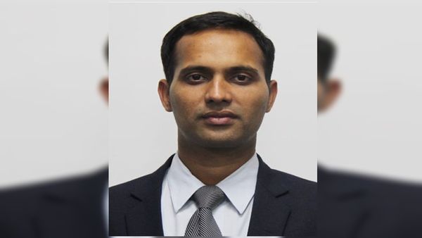 Crime News : ફિશરીઝ પ્રોજેક્ટની સમીક્ષા દરમિયાન IAS અધિકારીને બંધક બનાવીને માર મારવામાં આવ્યો