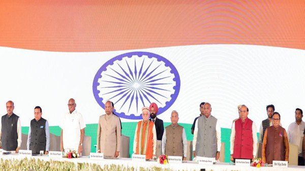 અન્ય સાંસદોની પણ ચર્ચા થવી જોઈએ અન્ય સાંસદોની પણ ચર્ચા થવી જોઈએ