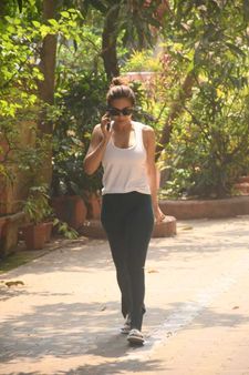 લવ લાઈફને લઈને પણ ચર્ચામાં છે