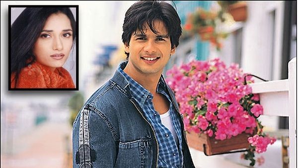 પહેલી વખત ડાન્સ ક્લાસમાં મળી હતી પહેલી વખત ડાન્સ ક્લાસમાં મળી હતી