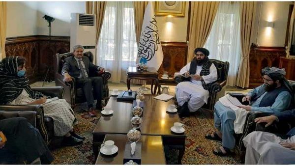 સૈનિકોને તાલીમ આપી રહ્યું છે ભારત સૈનિકોને તાલીમ આપી રહ્યું છે ભારત