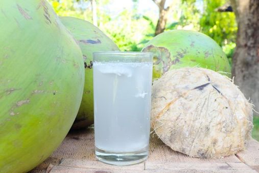 નાળિયેર પાણી - Tender Coconut Water