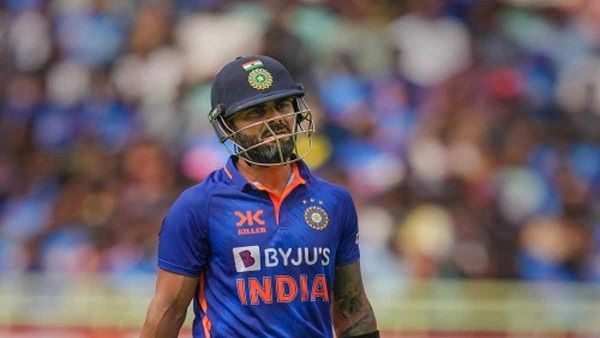 કોહલી એશિયા કપ 2022 બાદ ફોર્મમાં જોવા મળ્યો કોહલી એશિયા કપ 2022 બાદ ફોર્મમાં જોવા મળ્યો