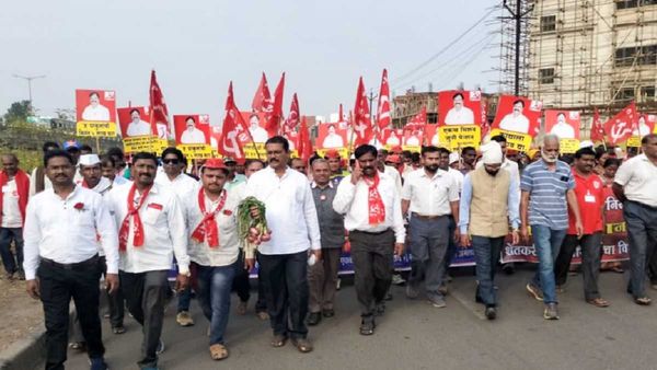 5 હજાર ખેડૂતોની મુંબઈ તરફ પગપાળા કૂચ, જાણો શું છે માંગણી?