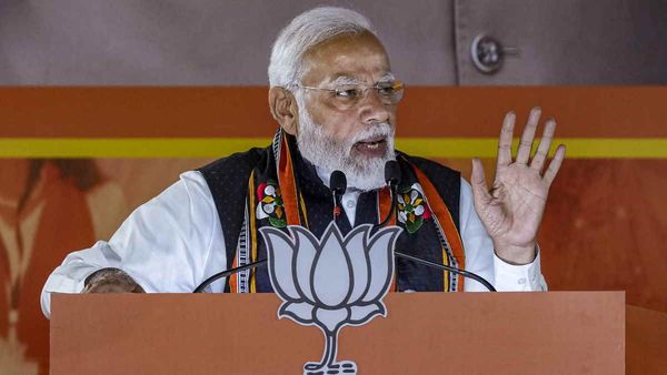 PM Modi : વડાપ્રધાન મોદીએ કોંગ્રેસ પર કર્યો કટાક્ષ, સમજાવી ધર્મનિરપેક્ષતાની સાચી વ્યાખ્યા