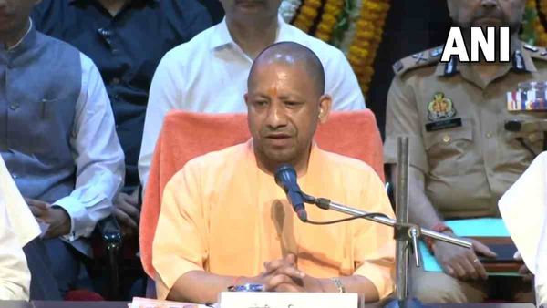 Yogi Adityanath : દેશની નિંદા કરવાવાળા સત્યાગ્રહ ન કરી શકે, સંકલ્પ સત્યાગ્રહ પર બોલ્યા યોગી