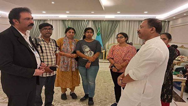 સુદાનમાં માર્ય ગયેલા ભારતીય શખ્સના પરિવારને મળ્યા વિદેશ રાજ્ય મંત્રી, કેરલ સુધી પહોચાડવાની જવાબદારી