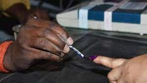 ABP Cvoter Karnataka Opinion Poll: કર્ણાટકમાં કોંગ્રેસની થઇ શકે છે જીત, JDS બીજા નંબરે