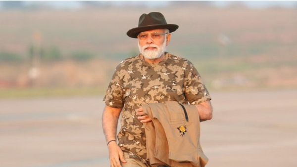 PM Modi New Look: જંગલ સફારી પહેલા પીએમ મોદી નવા લૂકમાં આવ્યા સામે