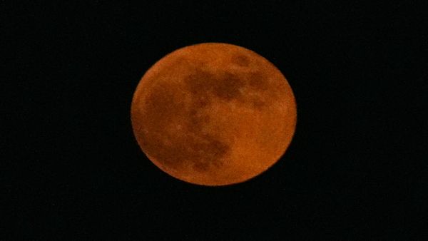 Chandra Grahan 2023: વૈશાખ પૂનમે ઉપછાયા ચંદ્ર ગ્રહણ, 5 રાશિઓનુ ખુલશે નસીબ