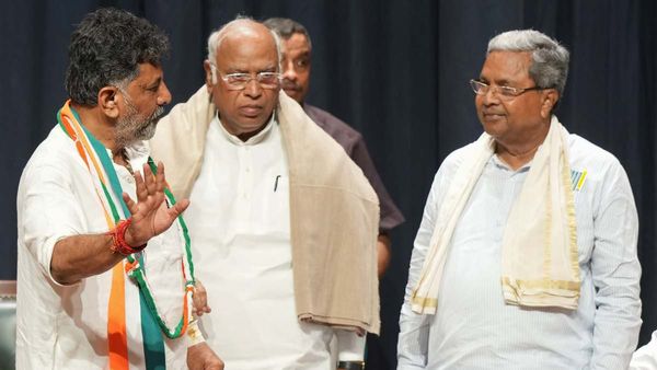 Karnataka Next CM: કર્ણાટકના આગલા સીએમ કોણ, શું આજે ડીકે શિવકુમારને ખડગે આપશે જન્મદિવસની ભેટ?