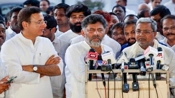 દિલ્હી પહોંચીને ગરજ્યા ડીકે શિવકુમાર, કહ્યું-પાર્ટી મારી માં છે, રાજીનામાંની અફવા ફેલાવનારા પર કેસ કરીશ