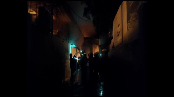 હૈદરાબાદમાં આવેલ એલબી નગરમાં કાર શોરુમમાં લાગી ભીષણ આગ