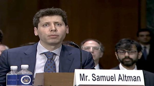 Open AIના CEOએ આપી ચેતવણી, જોખમી સાબિત થઇ શકે છે એઆઇ, બચવા માટે...