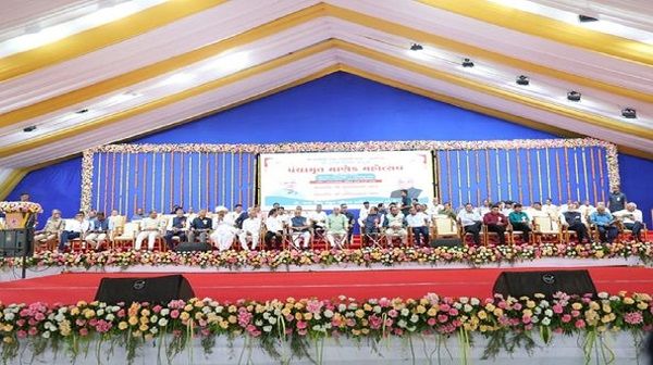 સરસ્વતી કન્યા કેળવણી મંડળ નાની કડી ડી.રાજા વિદ્યા સંકુલ દ્વારા આયોજીત પંચામૃત માણેક મહોત્સવ યોજાયો