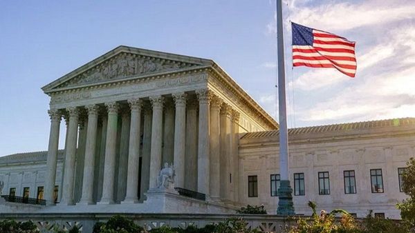 અમેરિકામાં હવે જાતિના આધારે નહી થાય કોલેજમાં એડમીશન, US સુપ્રિમ ક્રોર્ટનો નિર્ણય