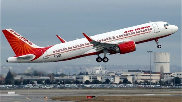 'મારી શિફ્ટનો ટાઈમિંગ ખતમ...', પાયલટે એરપોર્ટ પર વિમાન ઉડાવવાની પાડી દીધી ના, કલાકો સુધી ફસાયા મુસાફર