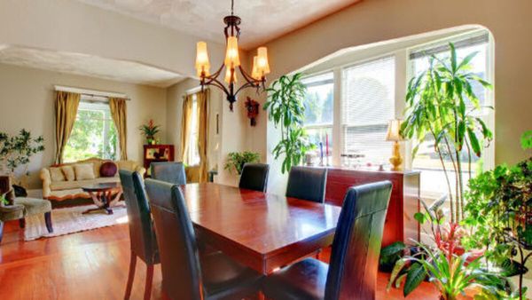 Vastu Tips: જો પોતાના ઘરમાં જ તમારુ મન ગભરાય, નકારાત્મક ઉર્જા અનુભવાય, તો શું કરશો? 