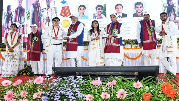 કામધેનુ યુનિવર્સિટીનો નવમો પદવીદાન સમારોહ યોજાયો