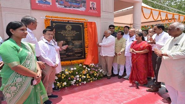 અમદાવાદમાં નવીનીકરણ પામેલ AMTSના હેરિટેજ લાલદરવાજા ટર્મિનસનું મુખ્યમંત્રી ભૂપેન્દ્ર પટેલના હસ્તે લોકાર્પણ