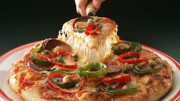 આનાથી આલિશાન નોકરી બીજી કઈ હોય? માત્ર ખાવા પિવાની મળે છે લાખોની સેલેરી