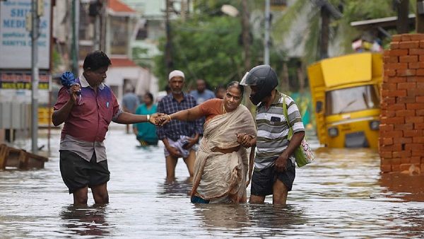 Weather: ભારે વરસાદને લઇને તમિલનાડૂના 5 જિલ્લામાં સ્કુલ બંધ