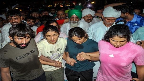 Wrestlers Protest: મહિલા રેસલરોના સમર્થનમાં આવ્યા 3 બીજેપીના નેતા