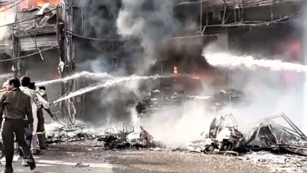 Jhasi ના સીપરી બાઝારમાં ભીષણ આગ, 4 લોકોના મૌત પોલસ ઘટના સ્થળે હાજર