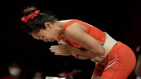 મણીપુર હિંસાને લઇને મીરાબાઇ ચાનુની પીએમ મોદીને ભાવુક અપીલ કરી, પ્રજાને બચાવો