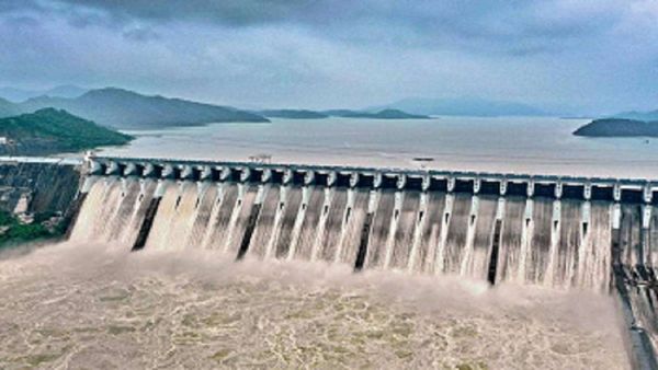 રાજ્યના કુલ ૨૦૬ જળાશયોમાં ૩૮ ટકાથી વધુ પાણીનો સંગ્રહ: સરદાર સરોવર ડેમ ૫૫ ટકાથી વધુ ભરાયો