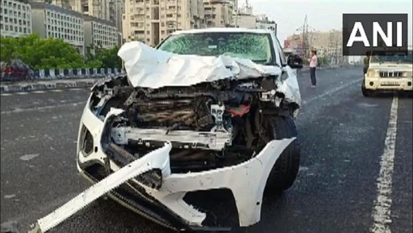 અમદાવાદમાં ઈસ્કોન બ્રીજ પર મોડી રાતે ખતરનાક હિટ એન્ડ રન, 2 વિદ્યાર્થીઓ સહિત 9 લોકોના કમકમાટીભર્યા મોત