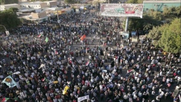 છેલ્લા 5 વર્ષમાં 7 દેશોમાં સેનાએ કર્યું તખ્તાપલટ, જાણો શું હતા કારણ?