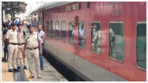 RPF કૉન્સ્ટેબલે જયપુર-મુંબઈ ચાલુ ટ્રેનમાં ASI પર આખરે કેમ ચલાવી ગોળી, ઘટનામાં થયા છે 4 લોકોના મોત