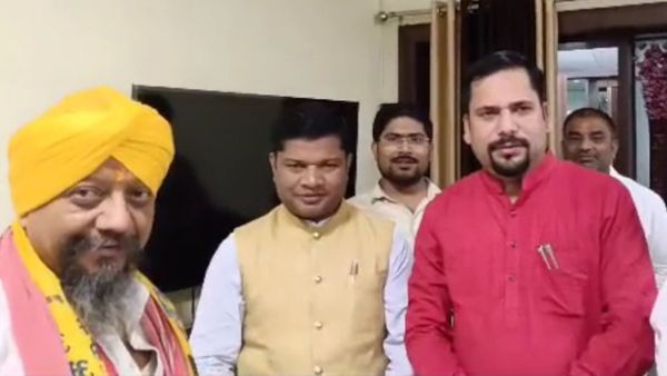 Chhattisgarh : કિસાન કોંગ્રેસના પ્રદેશ મહામંત્રી લલ્લુ સિંહ આમ આદમી પાર્ટીમાં જોડાયા, સંજીવ જ્હાએ સદસ્યતા અપાવ